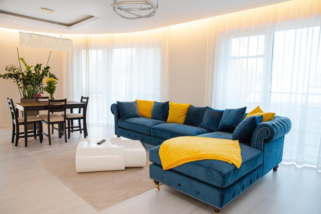 Luxurious Blue&Yellow Apartment In Kaunas Center Экстерьер фото